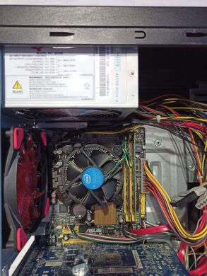 ПК Asus H81M-R Tower / Intel Core i5-4590S (4 ядра по 3.0 - 3.7 GHz) / 8 GB DDR3 / 120 GB SSD + 1000 GB HDD / AMD Radeon HD 7850, 2 GB GDDR5, 256-bit / 450W ПК Asus H81M-R Tower / Intel Core i5-4590S (4 ядра по 3.0 - 3.7 GHz) / 8 GB DDR3 / 120 GB SSD + 1000 GB HDD / AMD Radeon HD 7850, 2 GB GDDR5, 256-bit / 450W