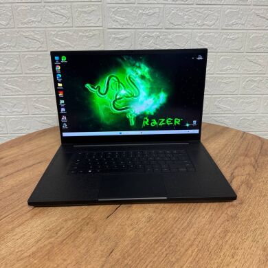 Ігровий ноутбук Razer Blade 17 RZ09-0423 / 17.3" (2560x1440) IPS / Intel Core i7-12800H (14 (20) ядер по 2.4 - 4.8 GHz) / 32 GB DDR5 / 1000 GB SSD / nVidia GeForce RTX 3080 Ti, 16 GB GDDR6, 256-bit / WebCam