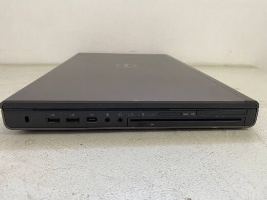 Мобильная рабочая станция Dell Precision M6700 / 17.3" (1920х1080) TN / Intel Core i7-3940XM (4 (8) ядра по 3.0 - 3.9 GHz) / 32 GB DDR3 / 250 GB SSD / nVidia Quadro K3000M, 2 GB GDDR5, 256-bit Мобильная рабочая станция Dell Precision M6700 / 17.3" (1920х1080) TN / Intel Core i7-3940XM (4 (8) ядра по 3.0 - 3.9 GHz) / 32 GB DDR3 / 250 GB SSD / nVidia Quadro K3000M, 2 GB GDDR5, 256-bit