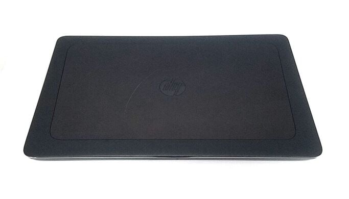 Мобільна робоча станція HP ZBook 17 G3 / 17.3" (1600x1900) TN / Intel Core i7-6700HQ (4 (8) ядра по 2.6 - 3.5 GHz) / 32 GB DDR4 / 256 GB SSD NVMe / nVidia Quadro M1000M, 2 GB GDDR5, 128-bit / WebCam / Win 10 LIC