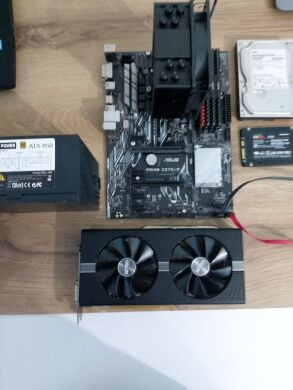 Игровой ПК 1stPlayer Ariya AY7 Tower / Intel Core i7-6700 (4 (8) ядра по 3.4 - 4.0 GHz) / 16 GB DDR4 / 500 GB SSD + 500 GB HDD / AMD Radeon RX 570, 8 GB GDDR5, 256-bit / 850W