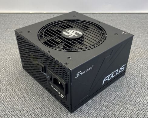 Блок живлення Seasonic Focus PX-850 850W (SSR-850PX) / 850W / 24+4(4)+6(8) pin