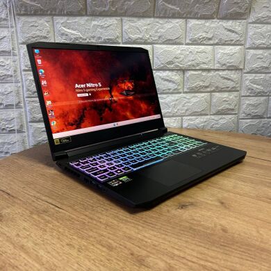 Ігровий ноутбук Б-клас Acer Nitro 5 AN515-45 / 15.6" (1920x1080) IPS / AMD Ryzen 5 5600H (6 (12) ядер по 3.0 - 4.2 GHz) / 16 GB DDR4 / 512 GB SSD / nVidia GeForce RTX 3060, 6 GB GDDR6, 192-bit / WebCam