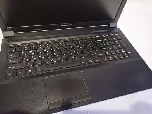 Ноутбук Lenovo B590 / 15.6" (1366x768) TN / Intel Pentium 2020M (2 ядра по 2.4 GHz) / 8 GB DDR3 / 500 GB HDD / nVidia GeForce GT 720M, 1 GB DDR3, 64-bit / WebCam