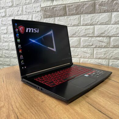 Ігровий ноутбук MSI GF63 Thin 8RD / 15.6" (1920x1080) IPS / Intel Core i7-8750H (6 (12) ядер по 2.2 - 4.1 GHz) / 8 GB DDR4 / 256 GB SSD / nVidia GeForce GTX 1050 Ti MaxQ, 4 GB GDDR5, 128-bit / WebCam Ігровий ноутбук MSI GF63 Thin 8RD / 15.6" (1920x1080) IPS / Intel Core i7-8750H (6 (12) ядер по 2.2 - 4.1 GHz) / 8 GB DDR4 / 256 GB SSD / nVidia GeForce GTX 1050 Ti MaxQ, 4 GB GDDR5, 128-bit / WebCam