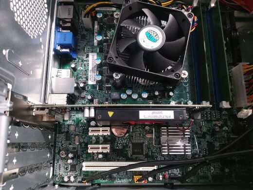 Комп'ютер Acer Veriton M290 Tower / Intel Core i3-2130 (2 ядра по 3.4 GHz) / 8 GB DDR3 / 500 GB HDD / Radeon HD 8490 1GB / DVD-RW