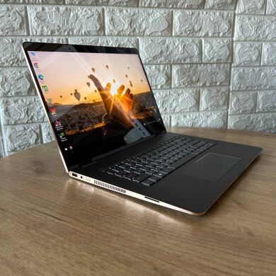 Ігровий ноутбук-трансформер HP Spectre x360 15-bl112dx / 15.6" (3840x2160) IPS Touch / Intel Core i7-8550U (4 (8) ядра по 1.8 - 4.0 GHz) / 16 GB DDR4 / 512 GB SSD / nVidia GeForce MX150, 2 GB GDDR5, 64-bit / WebCam