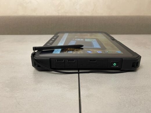 Захищений планшет Dell Latitude 7212 Rugged / 11.6'' (1920x1080) IPS Touch / Intel Core i5-7300U (2 (4) ядра по 2.6 - 3.5 GHz) / 8 GB DDR3 / 256 GB SSD / Intel HD Graphics 620 / WebCam / Стилус / Два АКБ