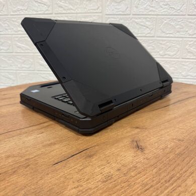Защищенный ноутбук Б-класс Dell Latitude 5414 Rugged / 14" (1366x768) TN / Intel Core i3-6100U (2 (4) ядра по 2.3 GHz) / 8 GB DDR4 / 256 GB SSD / Intel HD Graphics 520 / WebCam Защищенный ноутбук Б-класс Dell Latitude 5414 Rugged / 14" (1366x768) TN / Intel Core i3-6100U (2 (4) ядра по 2.3 GHz) / 8 GB DDR4 / 256 GB SSD / Intel HD Graphics 520 / WebCam