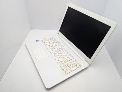 Ноутбук Asus E502S / 15.6" (1366x768) TN / Intel Pentium N3700 (4 ядра по 1.6 - 2.4 GHz) / 4 GB DDR3 / 120 GB SSD / Intel HD Graphics / WebCam