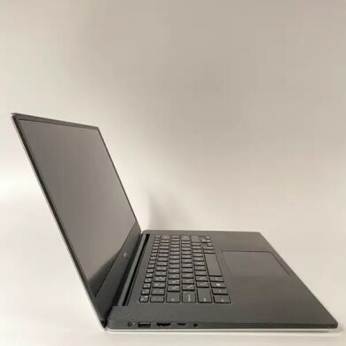 Ігровий ноутбук Б-клас Dell XPS 15 9570 / 15.6" (1920x1080) IPS / Intel Core i7-8750H (6 (12) ядра по 2.2 - 4.1 GHz) / 16 GB DDR4 / 512 GB SSD / nVidia GeForce GTX 1050 Ti Max-Q, 4 GB GDDR5, 128-bit / HDMI