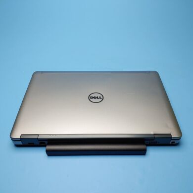 Ноутбук Dell Latitude E6540 / 15.6" (1920x1080) IPS / Intel Core i7-4810MQ (4 (8) ядра по 2.8 - 3.8 GHz) / 16 GB DDR3 / 480 GB SSD / AMD Radeon HD 8790M, 2 GB GDDR5, 128-bit / DVD-RW / Win 10 Pro