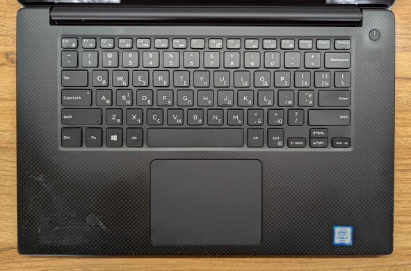 Ігровий ноутбук Dell XPS 15 9550 / 15.6" (3840x2160) IPS / Intel Core i7-6700HQ (4 (8) ядра по 2.6 - 3.5 GHz) / 16 GB DDR4 / 480 GB SSD / nVidia GeForce GTX 960M, 2 GB GDDR5, 128-bit / USB Type-C / HDMI / Windows 10