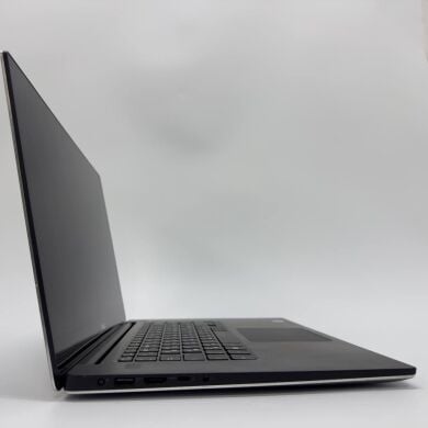 Мобильная рабочая станция Dell Precision 5540 / 15.6" (1920x1080) IPS Touch / Intel Core i7-9750H (6 (12) ядер по 2.6 - 4.5 GHz) / 32 GB DDR4 / 512 GB SSD / nVidia Quadro T2000, 4 GB GDDR5, 128-bit / WebCam