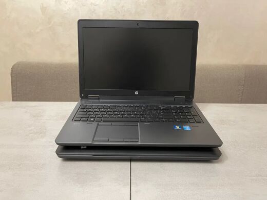 Мобільна робоча станція HP ZBook 15 / 15.6" (1920x1080) TN / Intel Core i5-4300M (2 (4) ядра по 2.6 - 3.3 GHz) / 8 GB DDR3 / 256 GB SSD / nVidia Quadro K610M, 1 GB GDDR5, 64-bit / WebCam / DisplayPort