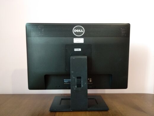 Монитор Dell Professional P2213t / 22" (1680x1050) TN LED / DisplayPort, VGA, DVI, USB