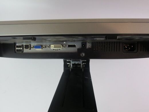 Монитор Dell UltraSharp U2312HM / 23" (1920x1080) IPS / VGA, DVI, DisplayPort, USB