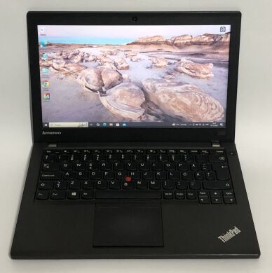 Нетбук Lenovo ThinkPad X240 / 12.5" (1366x768) TN / Intel Core i5-4300U (2 (4) ядра по 1.9 - 2.9 GHz) / 8 GB DDR3 / 128 GB SSD / Intel HD Graphics 4400 / WebCam / Win 10 Pro / Два АКБ
