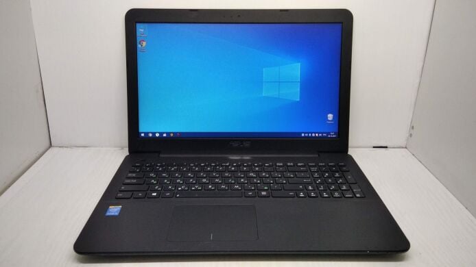 Ноутбук Asus X554L / 15.6" (1366x768) TN / Intel Core i3-5005U (2 (4) ядра по 2.0 GHz) / 4 GB DDR3 / 1000 GB HDD / Intel HD Graphics 5500 / WebCam
