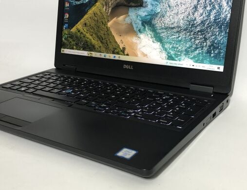 Ноутбук Б-класс Dell Latitude 5580 / 15.6" (1920x1080) IPS / Intel Core i5-6300U (2 (4) ядра по 2.4 - 3.0 GHz) / 8 GB DDR4 / 128 GB SSD / Intel HD Graphics 520 / WebCam / Win 10 Home
