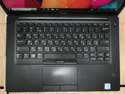 Ноутбук Б-класс Dell Latitude 7490 / 14" (1920x1080) IPS / Intel Core i5-7300U (2 (4) ядра по 2.6 - 3.5 GHz) / 8 GB DDR4 / 240 GB SSD M.2 / Intel HD Graphics 620 / WebCam / Fingerprint / HDMI
