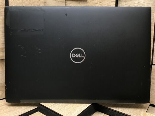 Ноутбук Б-класс Dell Latitude 7490 / 14" (1920x1080) IPS / Intel Core i5-7300U (2 (4) ядра по 2.6 - 3.5 GHz) / 8 GB DDR4 / 240 GB SSD M.2 / Intel HD Graphics 620 / WebCam / Fingerprint / HDMI