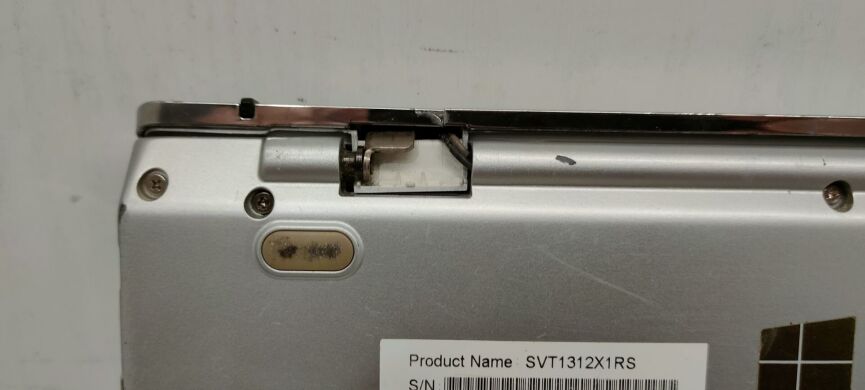 Ноутбук Б-класс Sony VAIO SVT131A11V / 13.3" (1366x768) TN / Intel Core i5-3317U (2 (4) ядра по 1.7 - 2.6 GHz) / 4 GB DDR3 / 120 GB SSD / Intel HD Graphics 4000