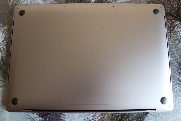 Ультрабук Б-клас Apple MacBook Pro 16 2019 A2141 / 16" (3072x1920) IPS / Intel Core i9-9980HK (8 (16) ядер по 2.4 - 5.0 GHz) / 32 GB DDR4 / 500 GB SSD / Intel UHD Graphics 630 / WebCam / MacOS