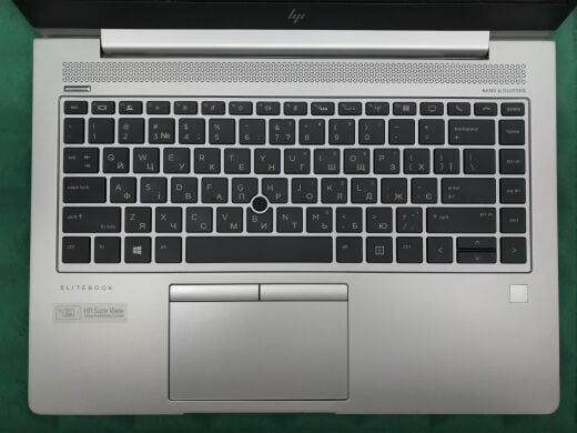 Ультрабук Б-клас HP Elitebook 745 G5 / 14" (1920x1080) IPS / AMD Ryzen 5 Pro 2500U (4 (8) ядра по 2.0 - 3.6 GHz) / 8 GB DDR4 / 256 GB SSD M.2 / AMD Radeon Vega 8 Graphics / WebCam / USB 3.1 / HDMI