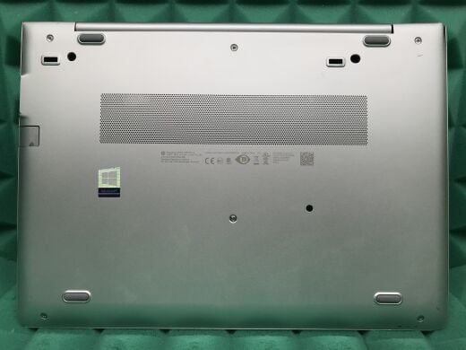 Ультрабук Б-клас HP Elitebook 745 G5 / 14" (1920x1080) IPS / AMD Ryzen 5 Pro 2500U (4 (8) ядра по 2.0 - 3.6 GHz) / 8 GB DDR4 / 256 GB SSD M.2 / AMD Radeon Vega 8 Graphics / WebCam / USB 3.1 / HDMI