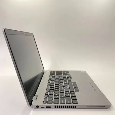 Ультрабук Dell Latitude 5510 / 15.6" (1920x1080) IPS / Intel Core i7-10610U (4 (8) ядра по 1.8 - 4.9 GHz) / 16 GB DDR4 / 512 GB SSD / Intel UHD Graphics / WebCam / SIM / TouchID Ультрабук Dell Latitude 5510 / 15.6" (1920x1080) IPS / Intel Core i7-10610U (4 (8) ядра по 1.8 - 4.9 GHz) / 16 GB DDR4 / 512 GB SSD / Intel UHD Graphics / WebCam / SIM / TouchID