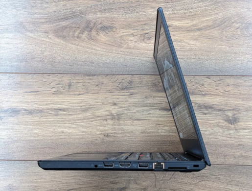 Ультрабук Lenovo ThinkPad T470 / 14" (1920x1080) IPS / Intel Core i5-6300U (2 (4) ядра 2.4 - 3.0 GHz) / 8 GB DDR4 / 128 GB SSD / Intel HD Graphics 520 / WebCam / HDMI Ультрабук Lenovo ThinkPad T470 / 14" (1920x1080) IPS / Intel Core i5-6300U (2 (4) ядра 2.4 - 3.0 GHz) / 8 GB DDR4 / 128 GB SSD / Intel HD Graphics 520 / WebCam / HDMI