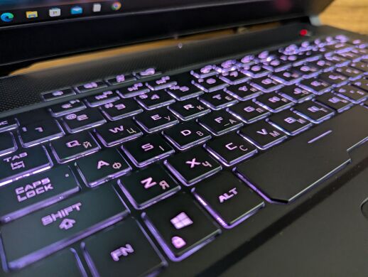 Игровой ноутбук Asus ROG Zephyrus M15 G0502 LW / 15.6" (1920x1080) IPS / Intel Core i7-10750H (6 (12) ядер по 2.6 - 5.0 GHz) / 16 GB DDR4 / 1000 GB SSD / nVidia GeForce RTX 2070, 8 GB GDDR6, 256-bit / HDMI / Windows 10