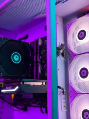 Игровой ПК GameMax Infinity Tower / AMD Ryzen 7 5700X (8 (16) ядер по 3.4 - 4.6 GHz) / 32 GB DDR4 / 500 GB SSD / nVidia GeForce RTX 2060 Super, 8 GB GDDR6, 256-bit