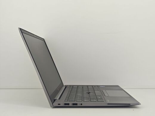 Ультрабук HP ZBook Firefly 14 G8 / 14" (1920x1080) IPS / Intel Core i7-1185G7 (4 (8) ядра по 1.2 - 4.8 GHz) / 16 GB DDR4 / 256 GB SSD / Intel Iris Xe Graphics / WebCam