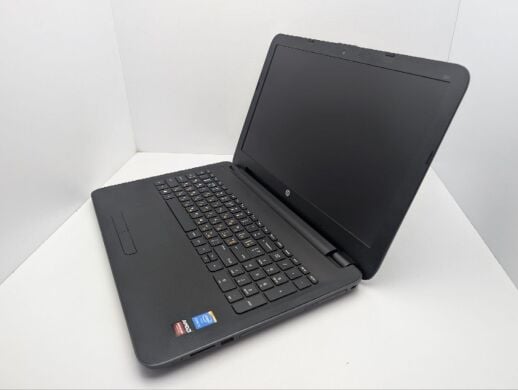 Ноутбук HP 250 G4 / 15.6" (1366x768) TN / Intel Core i3-5005U (2 (4) ядра по 2.0 GHz) / 8 GB DDR3 / 240 GB SSD / AMD Radeon R5 M330, 2 GB GDDR3, 64-bit / WebCam / DVD-ROM