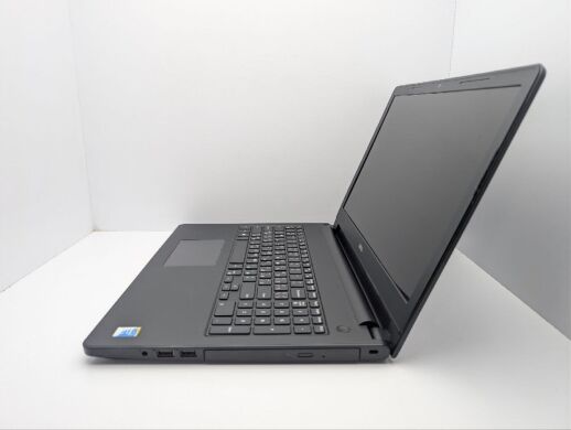 Ноутбук Dell Inspiron 15-3558 / 15.6" (1366x768) TN / Intel Core i3-5005U (2 (4) ядра по 2.0 GHz) / 8 GB DDR3 / 240 GB SSD / Intel HD Graphics 5500 / WebCam / DVD-ROM Ноутбук Dell Inspiron 15-3558 / 15.6" (1366x768) TN / Intel Core i3-5005U (2 (4) ядра по 2.0 GHz) / 8 GB DDR3 / 240 GB SSD / Intel HD Graphics 5500 / WebCam / DVD-ROM