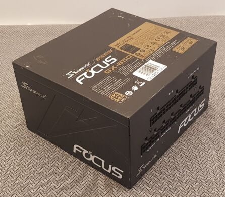 Блок живлення Seasonic Focus GX-650 650W (SSR-650FX) / 650W / 24+4(4)+4(8) pin