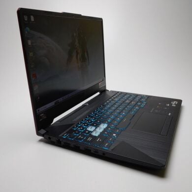 Ігровий ноутбук Asus TUF Gaming FA506IU / 15.6" (1920x1080) IPS / AMD Ryzen 7 4800H (8 (16) ядер по 2.9 - 4.2 GHz) / 16 GB DDR4 / 512 GB SSD / nVidia GeForce GTX 1660 Ti, 6 GB GDDR6, 192-bit / WebCam / Win 10 Home