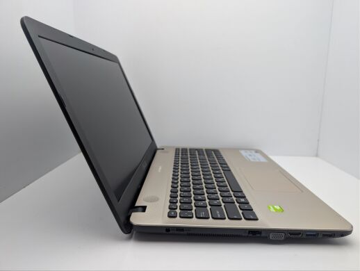 Ноутбук Asus R541 / 15.6" (1920x1080) TN / Intel Core i3-7100U (2 (4) ядра по 2.4 GHz) / 8 GB DDR4 / 500 GB HDD / nVidia GeForce 920MX, 2 GB GDDR3, 64-bit / WebCam