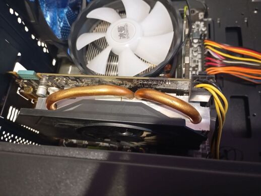Игровой ПК Vinga CS316B Tower / Intel Xeon E5-2650 V2 (8 (16) ядра по 2.6 - 3.4 GHz) / 8 GB DDR3 / 120 GB SSD / nVidia GeForce GTX 960, 2 GB GDDR5, 128-bit / 650W