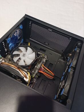 Игровой ПК Vinga CS316B Tower / Intel Xeon E5-2650 V2 (8 (16) ядра по 2.6 - 3.4 GHz) / 8 GB DDR3 / 120 GB SSD / nVidia GeForce GTX 960, 2 GB GDDR5, 128-bit / 650W