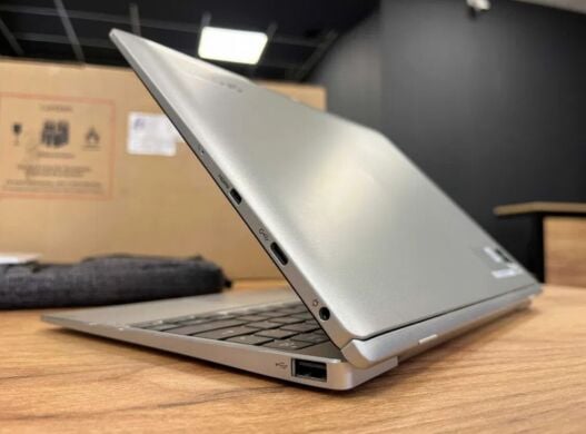 Нетбук-трансформер Lenovo Miix 320-10ICR / 10.1" (1920x1080) IPS Touch / Intel Atom x5-Z8350 (4 ядра по 1.4 - 1.92 GHz) / 4 GB DDR3 / 64 GB SSD / Intel HD Graphics 400 / WebCam / Win 10 Home Нетбук-трансформер Lenovo Miix 320-10ICR / 10.1" (1920x1080) IPS Touch / Intel Atom x5-Z8350 (4 ядра по 1.4 - 1.92 GHz) / 4 GB DDR3 / 64 GB SSD / Intel HD Graphics 400 / WebCam / Win 10 Home