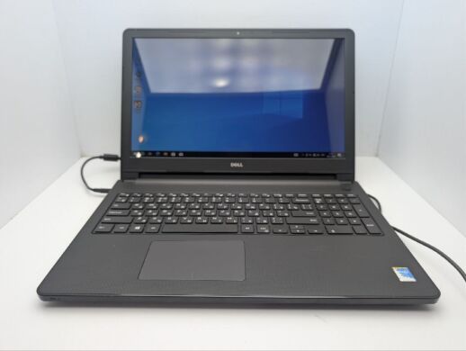 Ноутбук Dell Inspiron 15-3558 / 15.6" (1366x768) TN / Intel Core i3-5005U (2 (4) ядра по 2.0 GHz) / 8 GB DDR3 / 240 GB SSD / Intel HD Graphics 5500 / WebCam / DVD-ROM Ноутбук Dell Inspiron 15-3558 / 15.6" (1366x768) TN / Intel Core i3-5005U (2 (4) ядра по 2.0 GHz) / 8 GB DDR3 / 240 GB SSD / Intel HD Graphics 5500 / WebCam / DVD-ROM