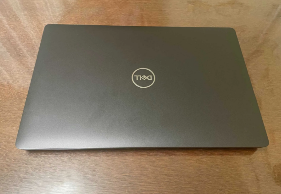 Ігровий ноутбук Dell Latitude 5500 / 15.6" (1920x1080) IPS / Intel Core i7-8665U (4 (8) ядра по 1.9 - 4.8 GHz) / 8 GB DDR4 / 256 GB SSD / AMD Radeon 540X, 2 GB GDDR5, 64-bit / WebCam