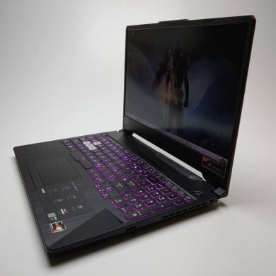 Ігровий ноутбук Asus TUF Gaming FA506IU / 15.6" (1920x1080) IPS / AMD Ryzen 7 4800H (8 (16) ядер по 2.9 - 4.2 GHz) / 16 GB DDR4 / 512 GB SSD / nVidia GeForce GTX 1660 Ti, 6 GB GDDR6, 192-bit / WebCam / Win 10 Home