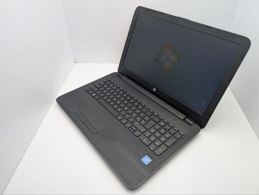 Ноутбук HP 250 G5 / 15.6" (1366x768) TN / Intel Celeron N3060 (2 ядра по 1.6 - 2.48 GHz) / 8 GB DDR3 / 500 GB HDD / Intel HD Graphics 400 / WebCam / DVD-ROM