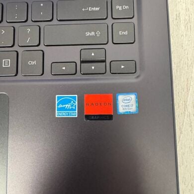 Ультрабук-трансформер Samsung NP940X5N x360 / 15" (1920x1080) IPS Touch / Intel Core i7-8550U (4 (8) ядра по 1.8 - 4.0 GHz) / 16 GB DDR3 / 256 GB SSD / AMD Radeon 540 Mobile, 2 GB GDDR5, 64-bit / WebCam Ультрабук-трансформер Samsung NP940X5N x360 / 15" (1920x1080) IPS Touch / Intel Core i7-8550U (4 (8) ядра по 1.8 - 4.0 GHz) / 16 GB DDR3 / 256 GB SSD / AMD Radeon 540 Mobile, 2 GB GDDR5, 64-bit / WebCam