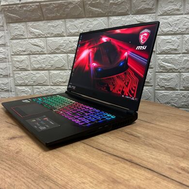 Игровой ноутбук Б-класс MSI GE75 Raider 10SF / 17.3" (1920x1080) IPS / Intel Core i7-10875H (8 (16) ядер по 2.3 - 5.1 GHz) / 16 GB DDR4 / 512 GB SSD NVMe / nVidia GeForce RTX 2070, 8 GB GDDR6, 256-bit / WebCam