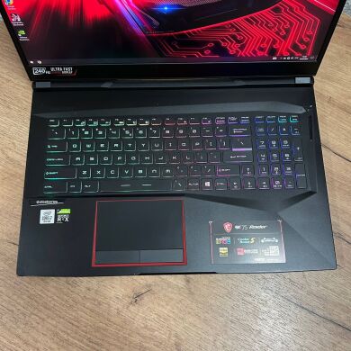 Игровой ноутбук Б-класс MSI GE75 Raider 10SF / 17.3" (1920x1080) IPS / Intel Core i7-10875H (8 (16) ядер по 2.3 - 5.1 GHz) / 16 GB DDR4 / 512 GB SSD NVMe / nVidia GeForce RTX 2070, 8 GB GDDR6, 256-bit / WebCam